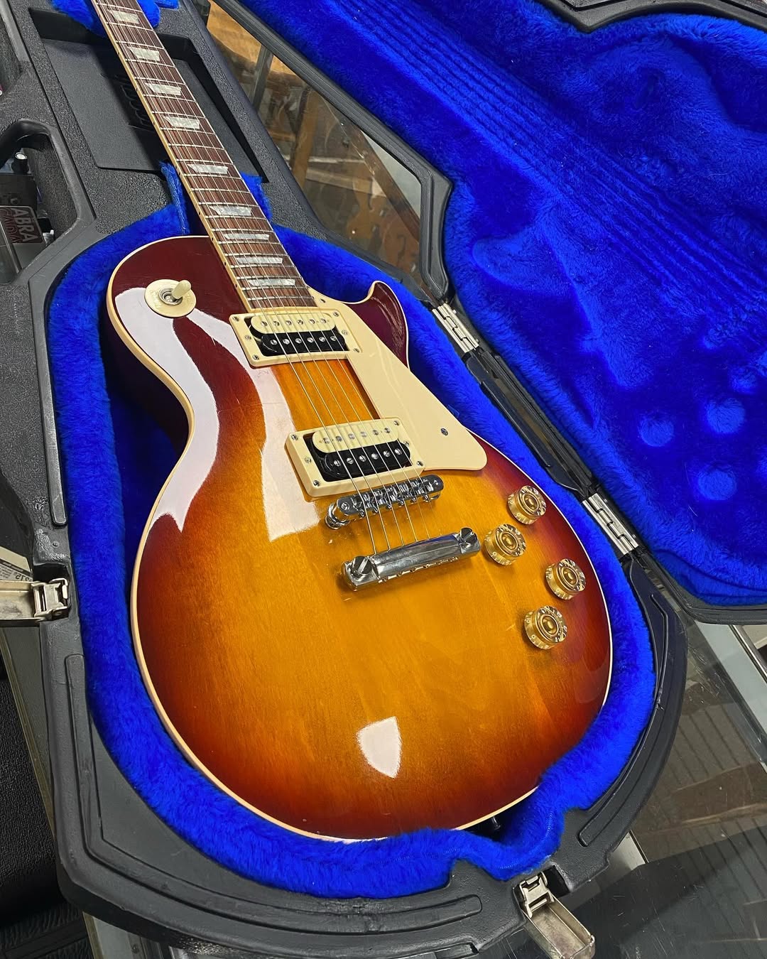 1988 Gibson Les Paul Standard "Jessica" - Image 2